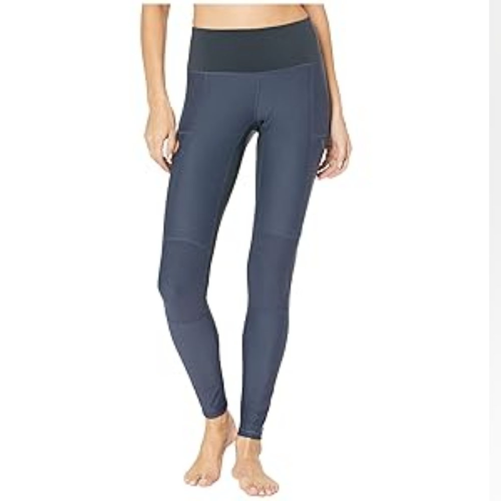 PRICE FIRM Fjallraven Abisko Trail Tight - Picture 2 of 16